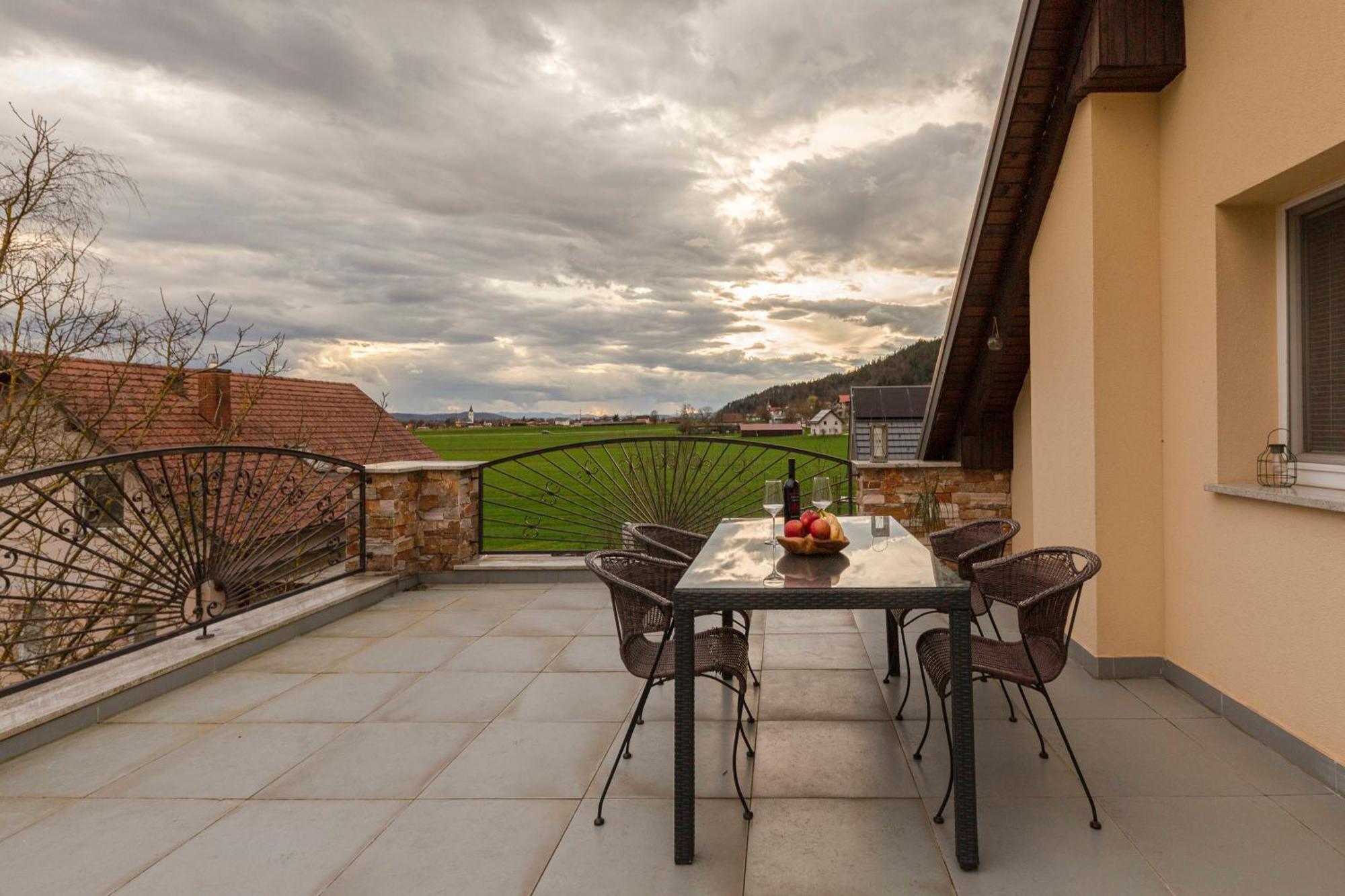 Apartment Tati Dol pri Ljubljani Εξωτερικό φωτογραφία